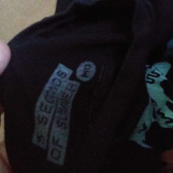 ๐จ seconds of summer sz M shirt muscle - Picture 4 of 4